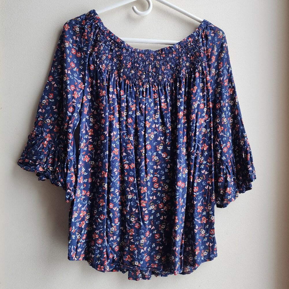beachlunchlounge Blue Floral Ruched Blouse Size Medium - Picture 13 of 13